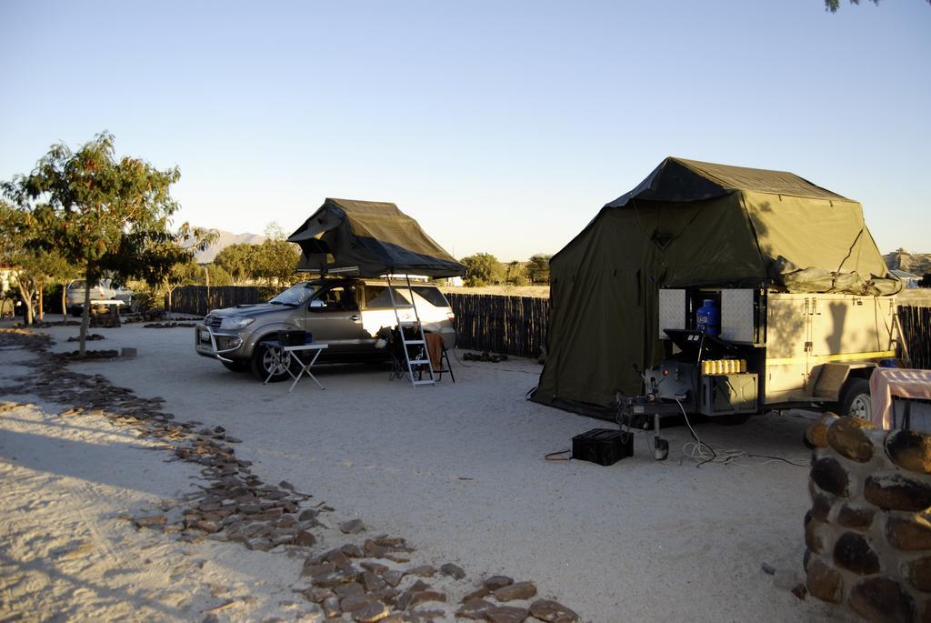 Brandberg Rest Camp Hotell Uis Eksteriør bilde